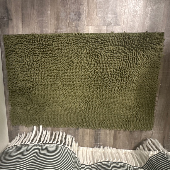 Shower Mat - Picture 1 of 1